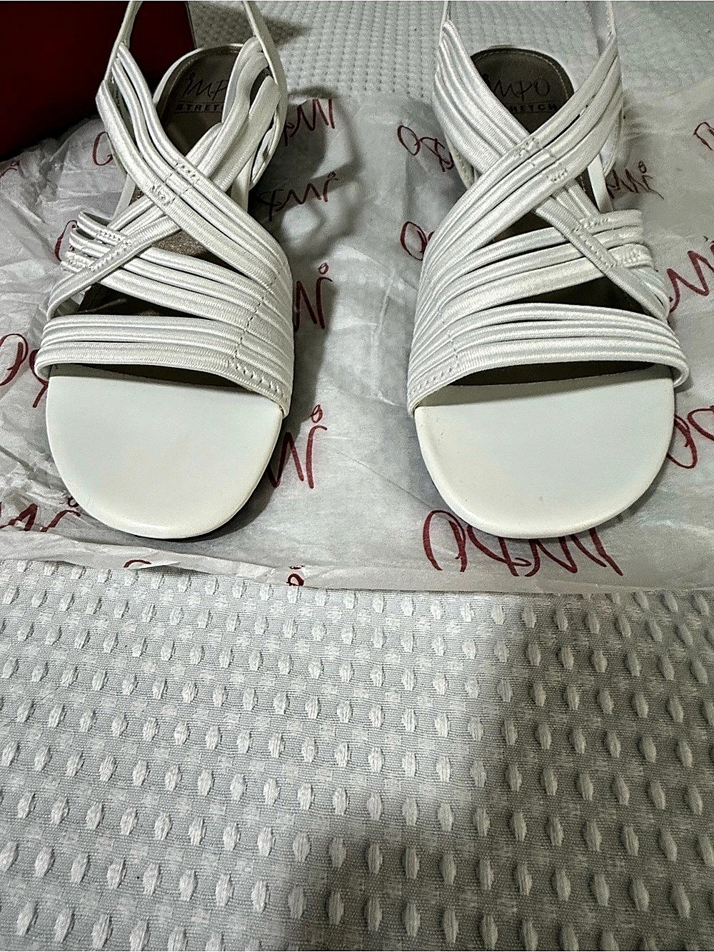 Impo Releigh White Heels US 8M NWT